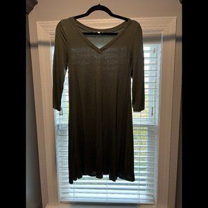 Mid-length Sleeved Dress